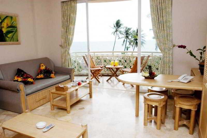 Hawaii Resort Family Suites Аньєр Екстер'єр фото